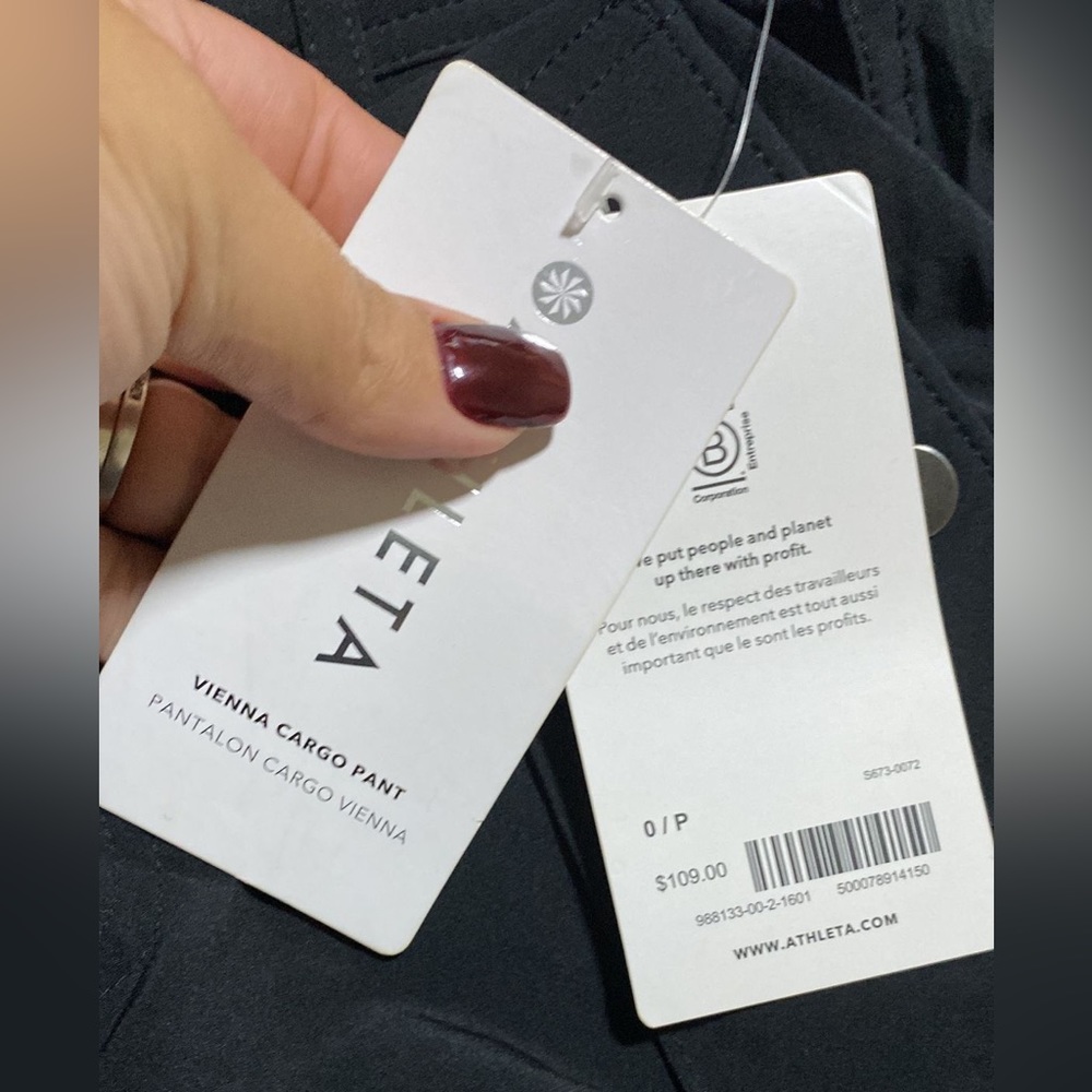 ATHLETA VIENNA CARGO PANT // Black - Picture 15 of 16
